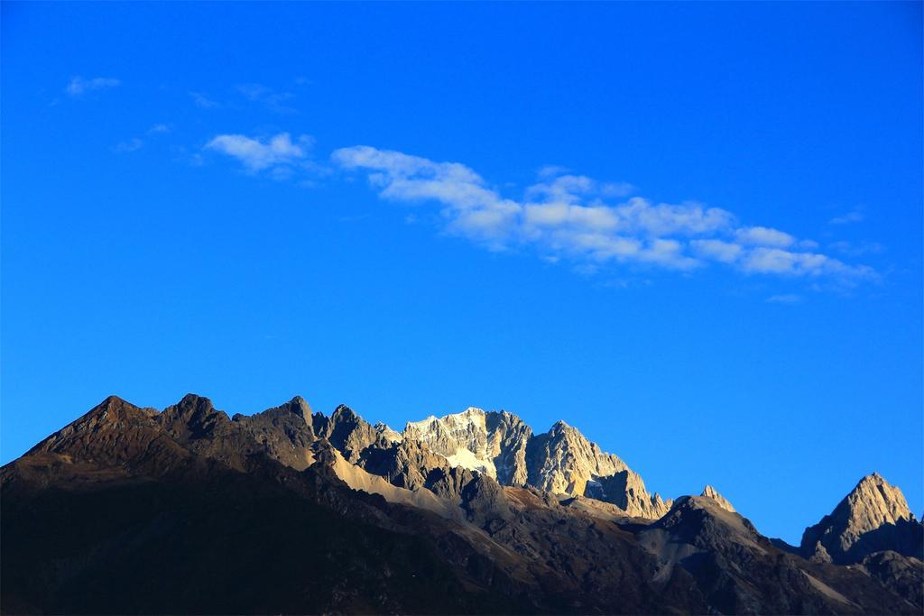 Lijiang Baisha Free Time Designed Hotel エクステリア 写真